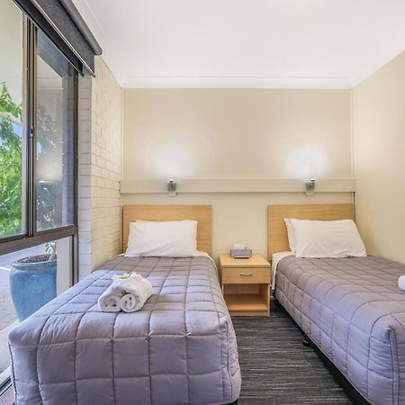 Stagecoach Inn Motel Tamworth Kültér fotó